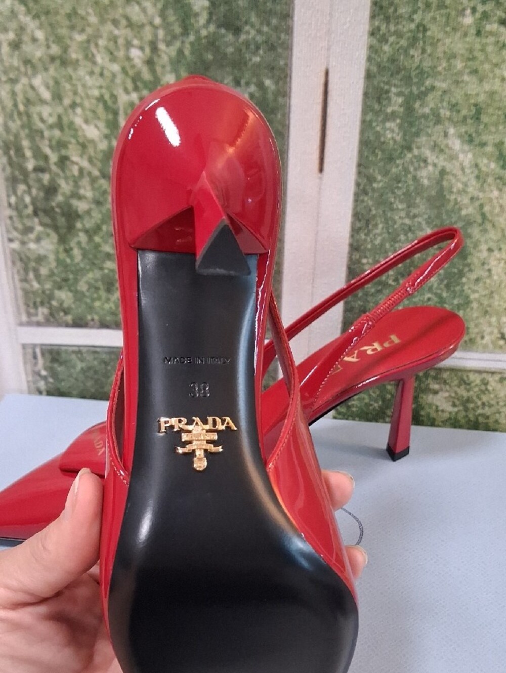 PRADA Cherry Red Patent Leather Slingback Pumps NIB Kitten Heels 👠 - Picture 3 of 7